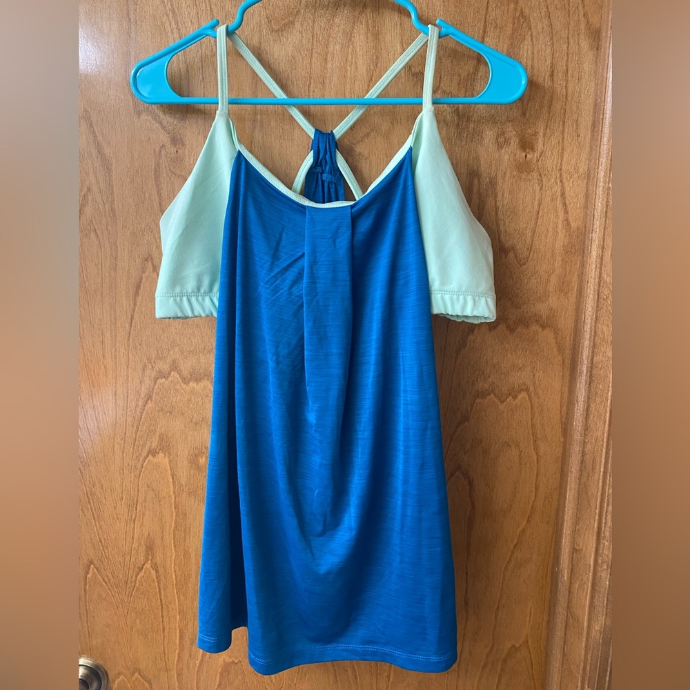 Active tank top